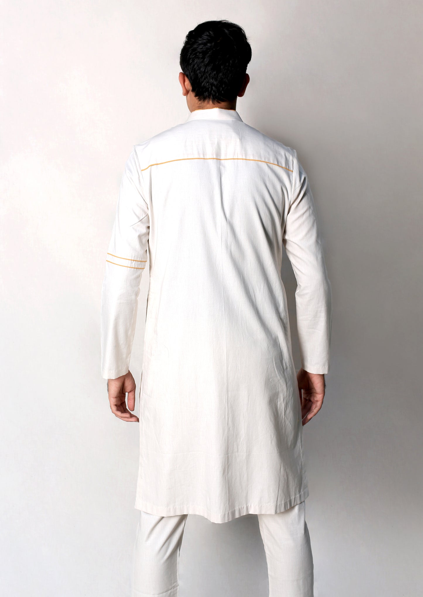 Pyramid Pintuck Kurta